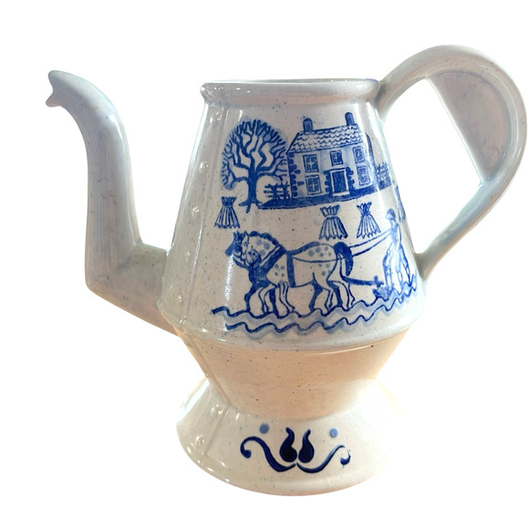 Poppytrail Vernon Coffee Pot Provincial Blue by Metlox Blue Farm Scene No Lid - Picture 1 of 16